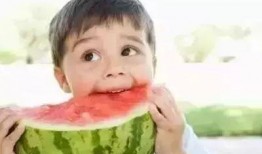 窦骁台下吃瓜,娱乐圈幕后趣事曝光