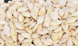 吃一口哈密瓜升糖吗,吃一口哈密瓜，血糖变化揭秘