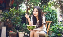 纯情吃瓜后续,揭秘娱乐圈背后的甜蜜与苦涩