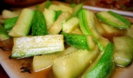 小陶吃八瓜烧,小陶的八瓜烧美食之旅