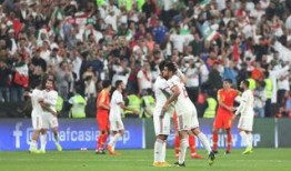 为了足球吃瓜球迷,球迷们的独特观赛体验