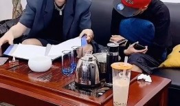 同事吃的瓜图,一场职场八卦盛宴