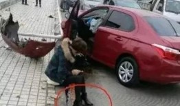 带你吃瓜女司机,揭秘驾驶界独特魅力