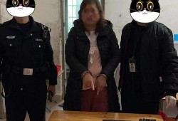浙江女交警吃瓜,网络热议不断