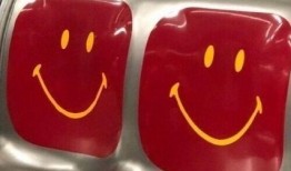 吃瓜吃饼文案搞笑,笑料横生，一场吃瓜吃饼的欢乐盛宴！