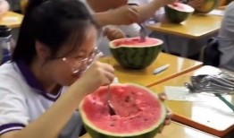 教室吃瓜视频南京