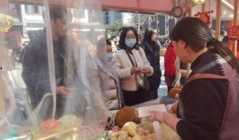 伍田老街吃瓜,夏日吃瓜，品味老街风情