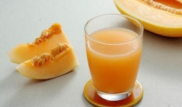 吃一斤哈密瓜会上火吗吗,哈密瓜食用量与上火关系探讨