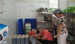 雄县学校吃瓜,揭秘校园里的“甜蜜”风波