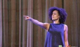 艺术生校花吃瓜,校园风云再起